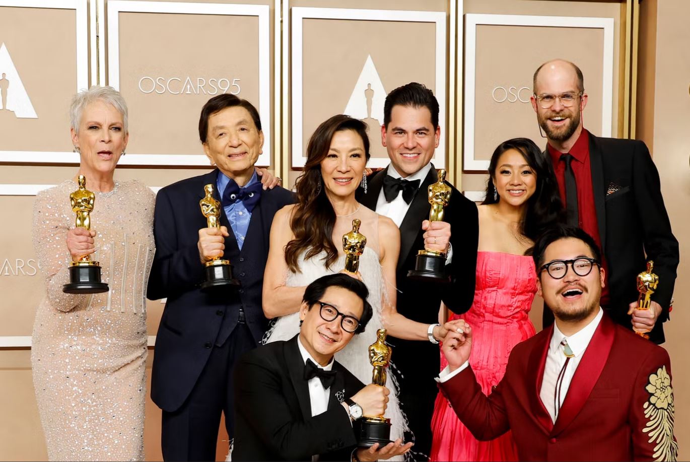 ‘Everything Everywhere All at Once’ is de grote winnaar van de Oscars 2023 Jean Mineur Mediavision
